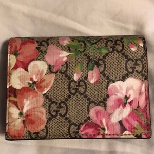 Authentic Gucci Blooms Small Card Wallet